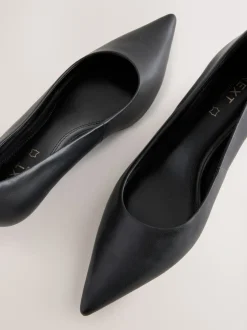 Zwart - Forever Comfort® Leather Point Toe Heels