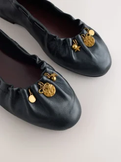Zwart - Forever Comfort® Leather Ruched Charm Ballet Flats