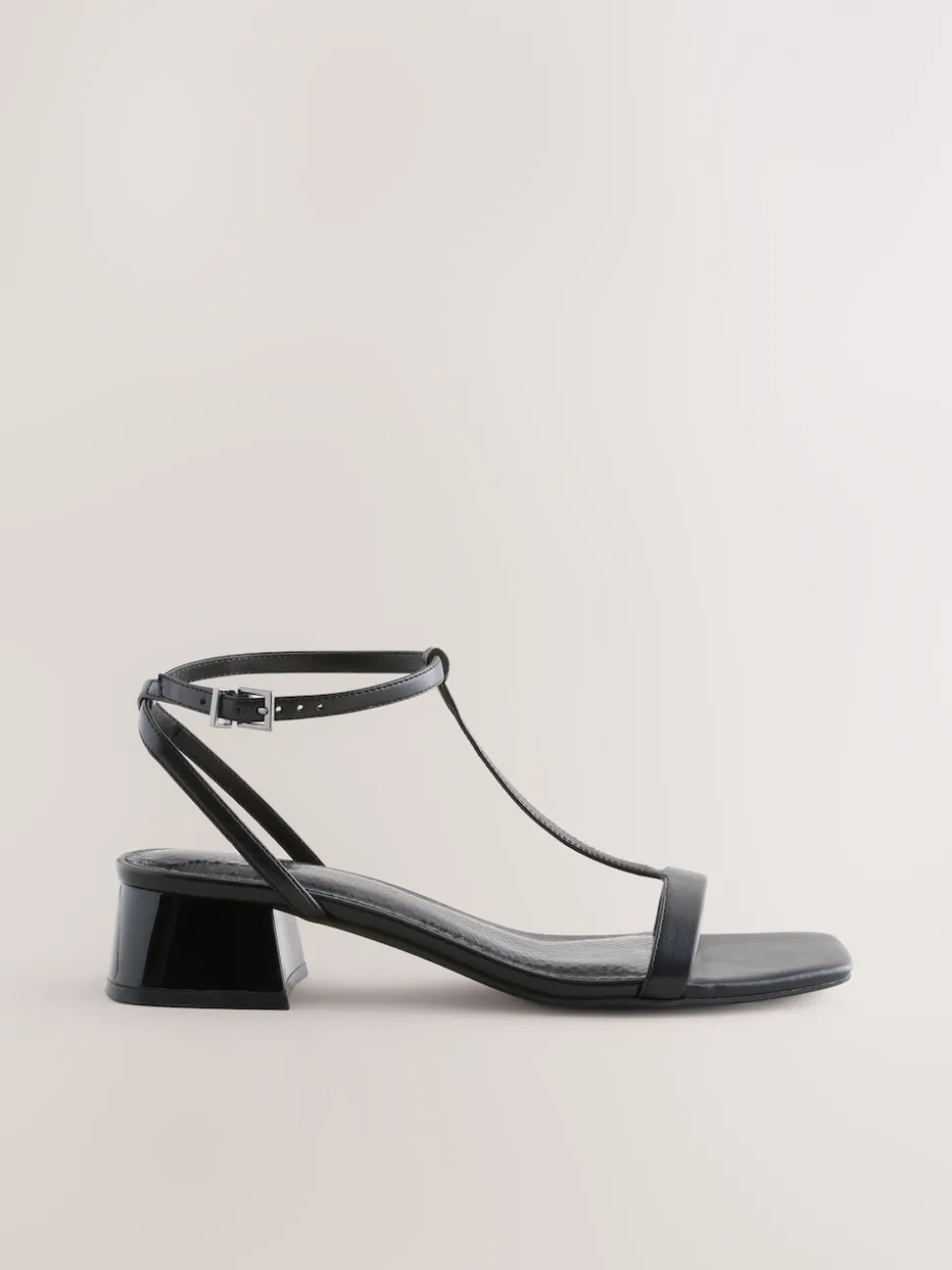 Zwart - Forever Comfort® sandalen met lage blokhak en bandjes
