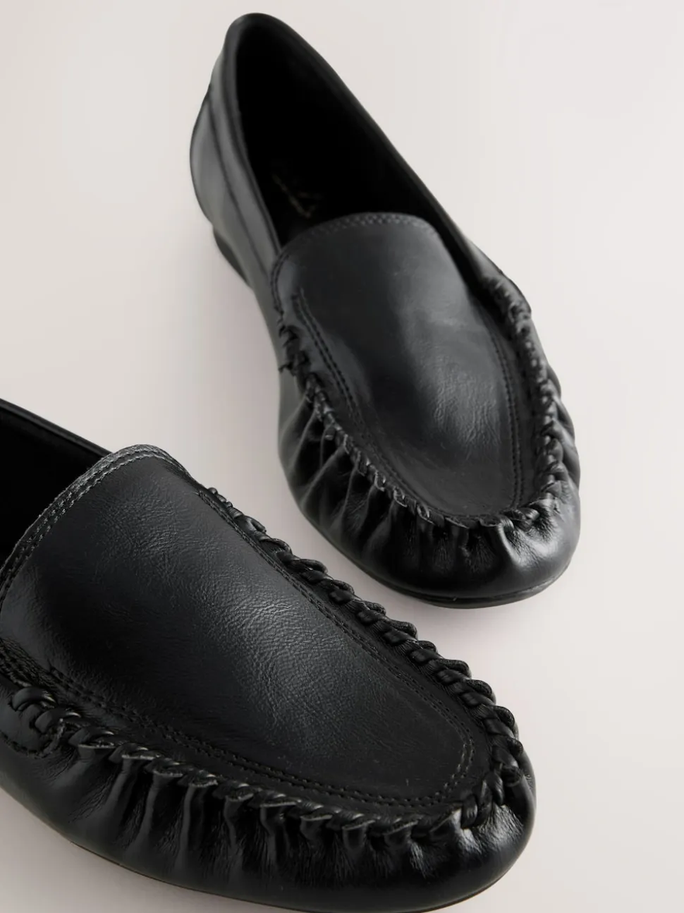 Zwart - Forever Comfort® Soft Ruched Loafers