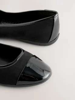 Zwart - Forever Comfort® Toe Cap Ballerina Shoes