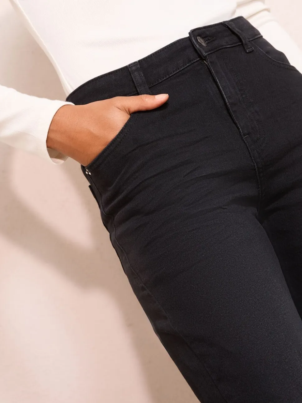 Zwart - Friends Like These jeans met rechte pijpen