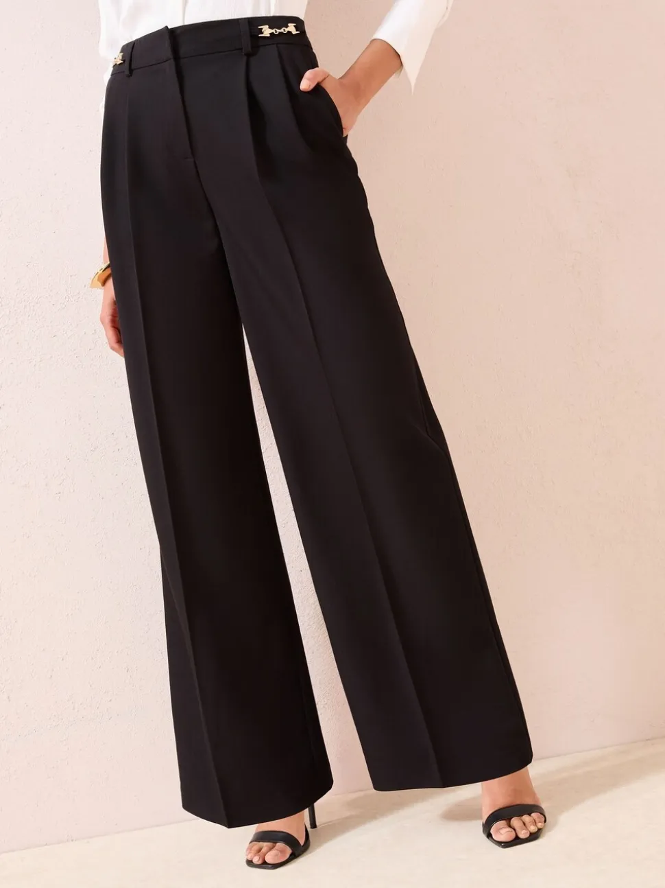Zwart - Friends Like These X Lucy Mecklenburgh Snaffle Trim Premium Wide Leg Trousers