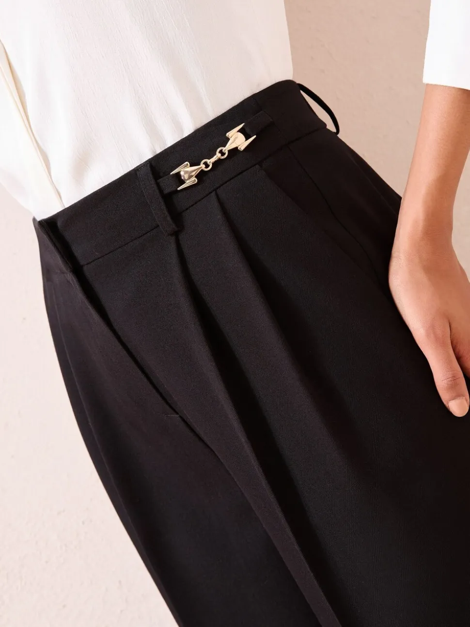 Zwart - Friends Like These X Lucy Mecklenburgh Snaffle Trim Premium Wide Leg Trousers