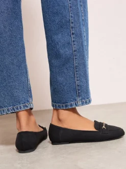Zwart - Friends Like These Faux Suede Snaffle Detail Smart Flat Loafers