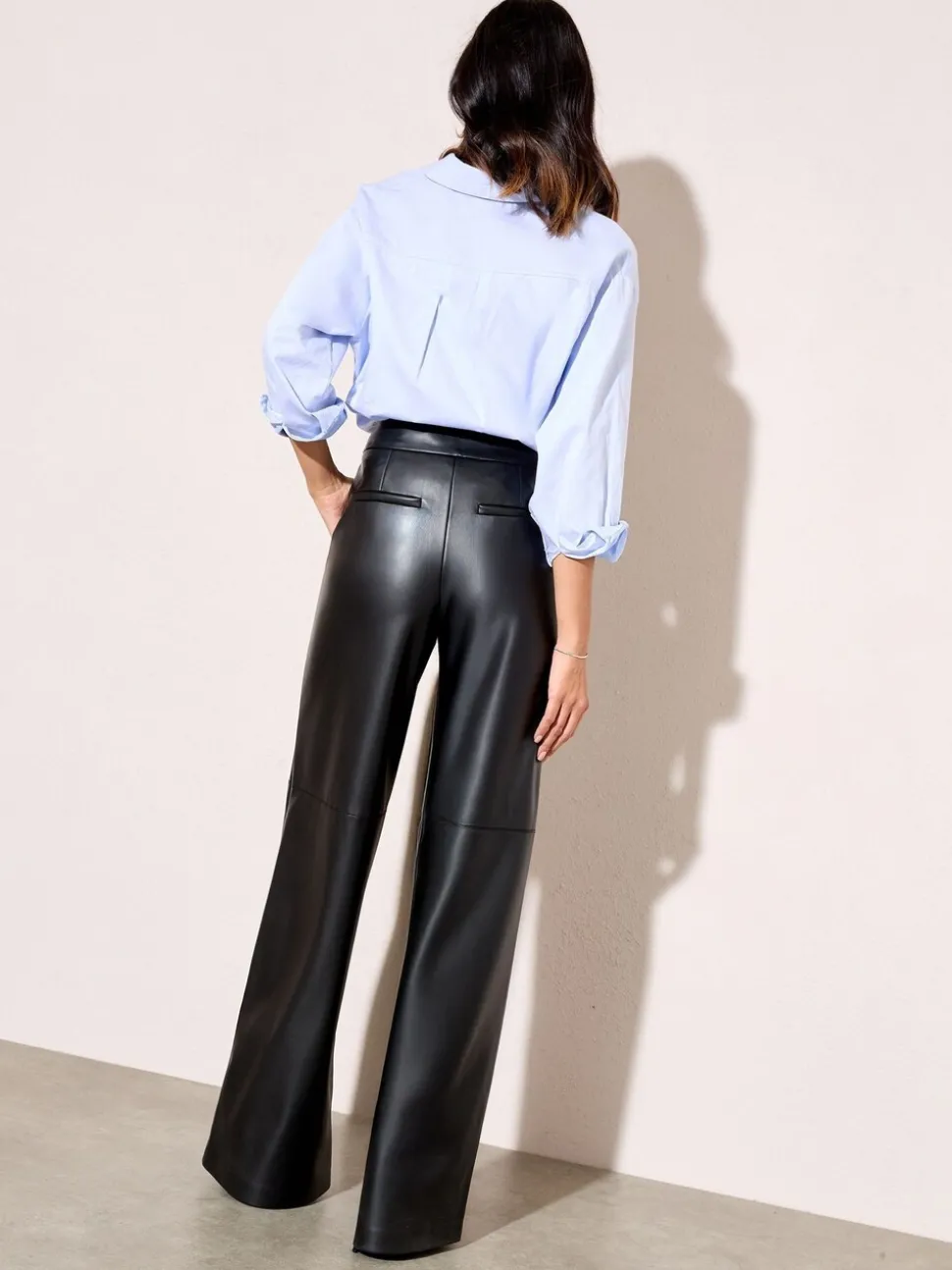 Zwart - Friends Like These X Lucy Mecklenburgh Faux Leather Tailored Wide Leg Trousers