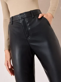 Zwart - Friends Like These Faux Leather Straigh Leg Trousers