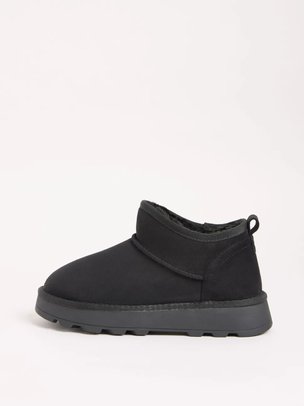 Zwart - Friends Like These Cosy Faux Fur Lined Ankle Suede Boots