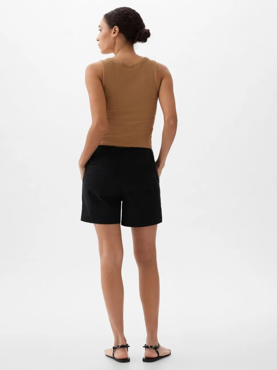 Zwart - Gap stads-chinoshort van 5 inch met halfhoge taille