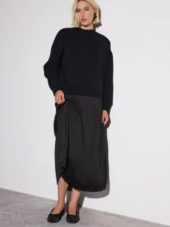 Zwart - 2-In-1 Sweatshirt met Satijnen Midi Rok
