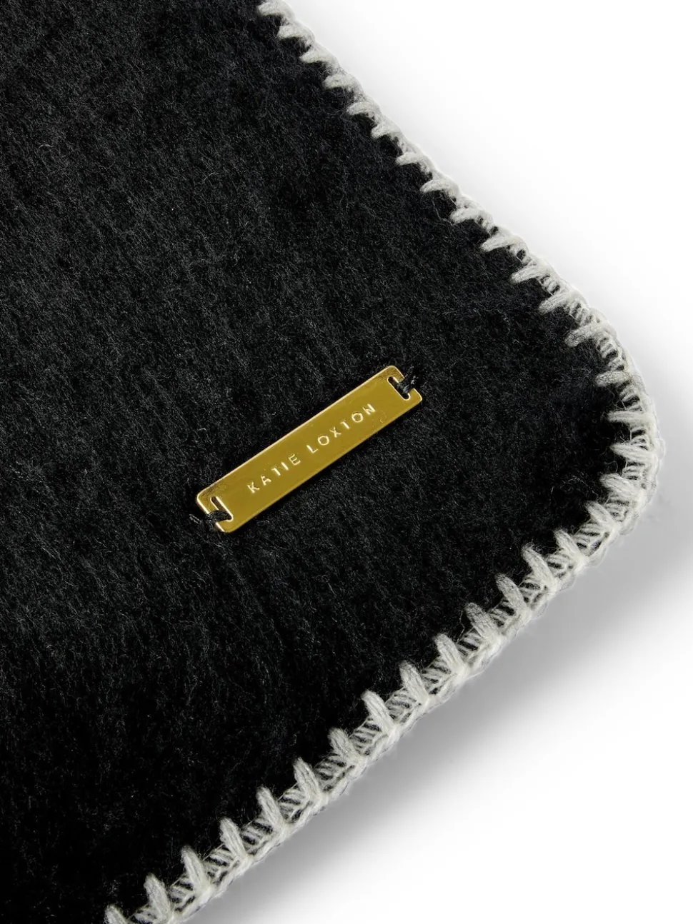 Zwart - Katie Loxton Whipstitch Scarf