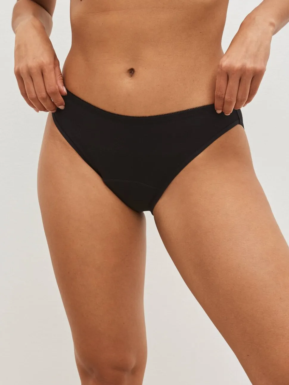 Zwart - Katoenen menstruatieslip voor medium vloeien