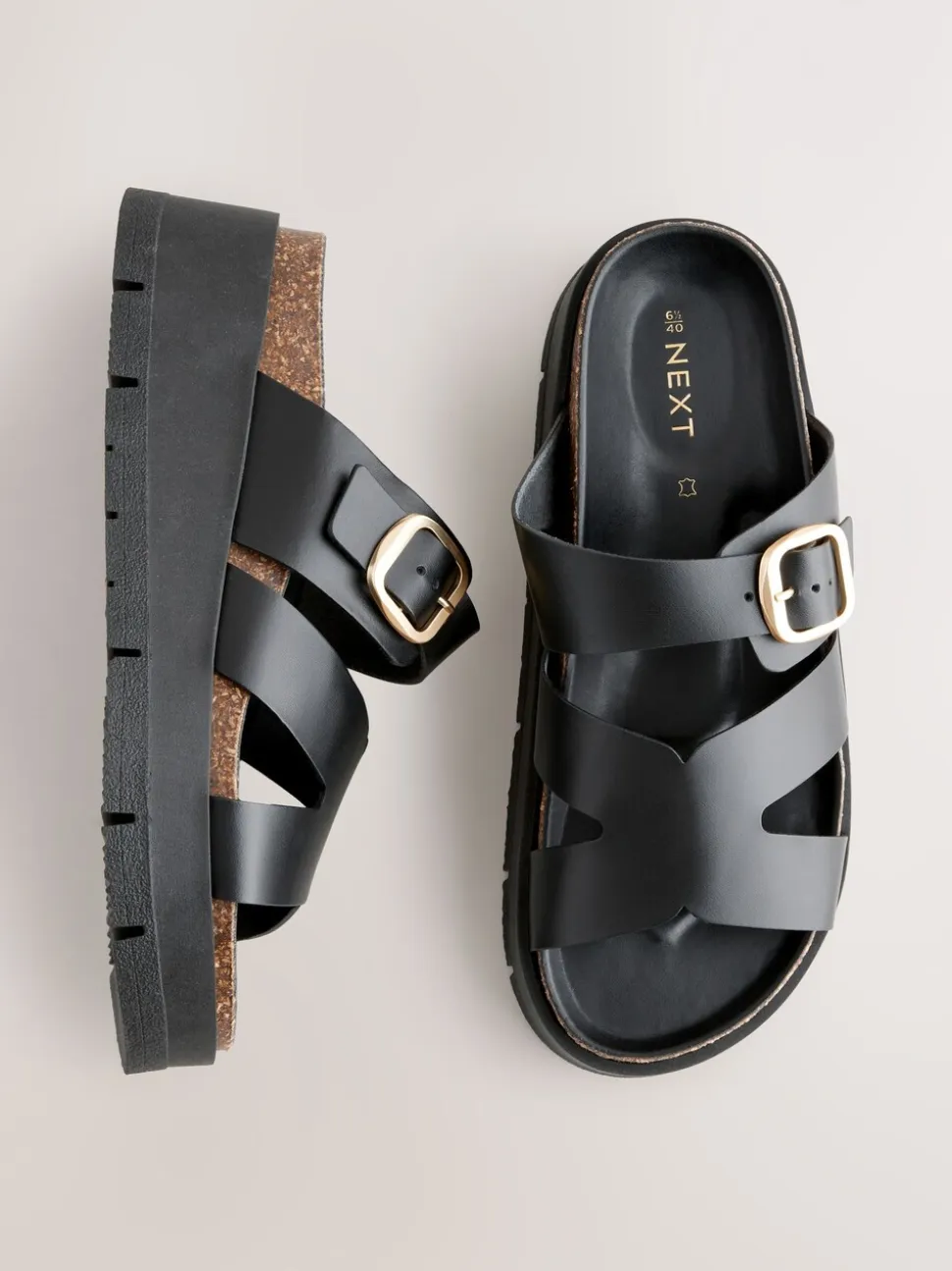 Zwart - Leren sandalen met bandjes en gespdetail