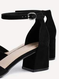 Zwart - Linzi Maddie sandalen met gesloten achterkant, open neus en hak