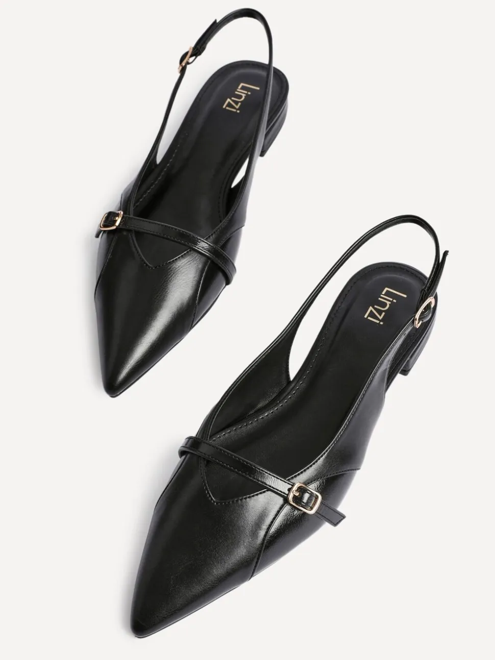 Zwart - Linzi Prague Lage schoenen met spitse neus en gespdetail