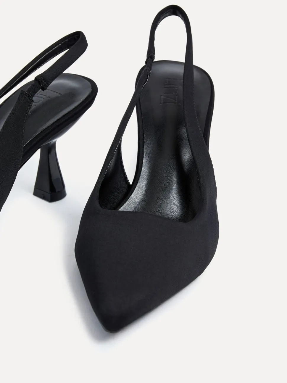 Zwart - Linzi Presley pumps met naaldhakken en spitse neus