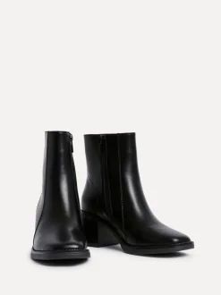 Zwart - Linzi Wander Block Heel Ankle Boots