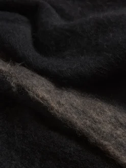 Zwart - Lipsy Cosy geborstelde sjaal