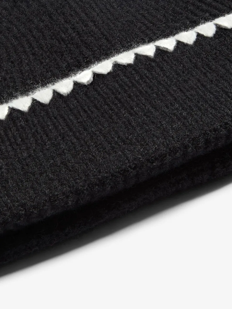 Zwart - Lipsy Whipstitch Trim Beanie Hat