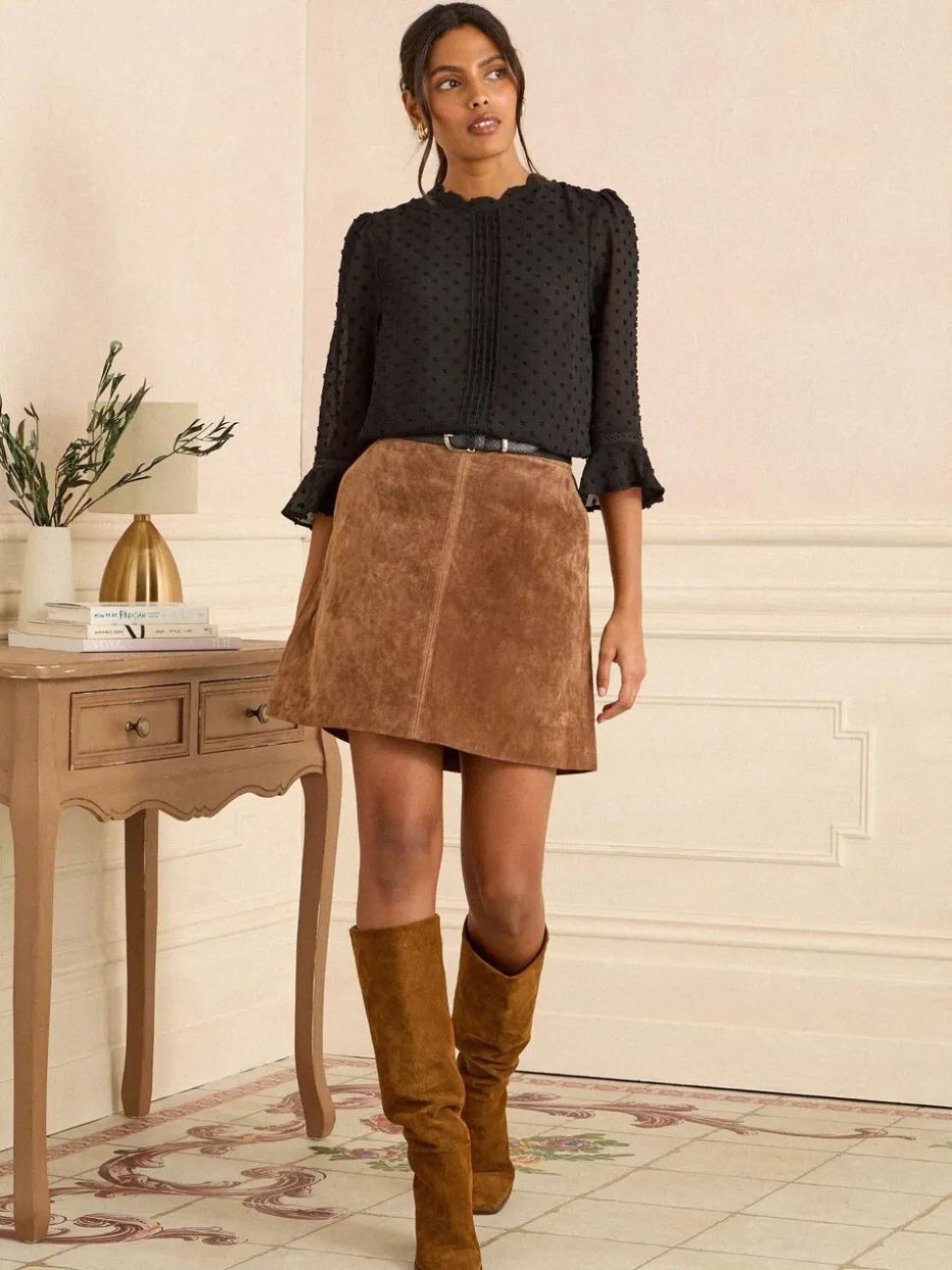 Zwart - Love & Roses 3/4 Flute Sleeve Dobby Blouse