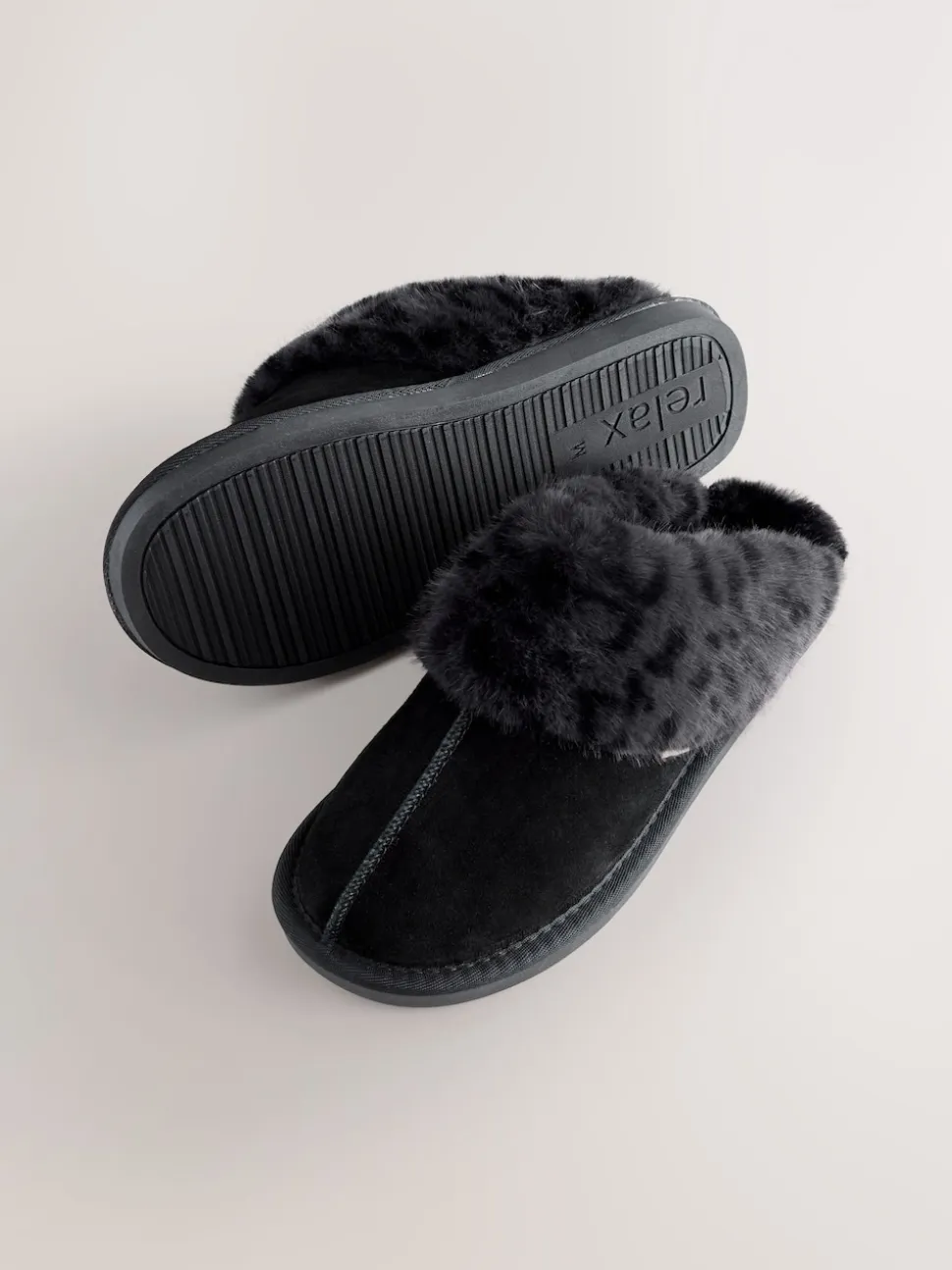 Zwart - Met imitatiebont gevoerde suède pantoffelmuiltjes