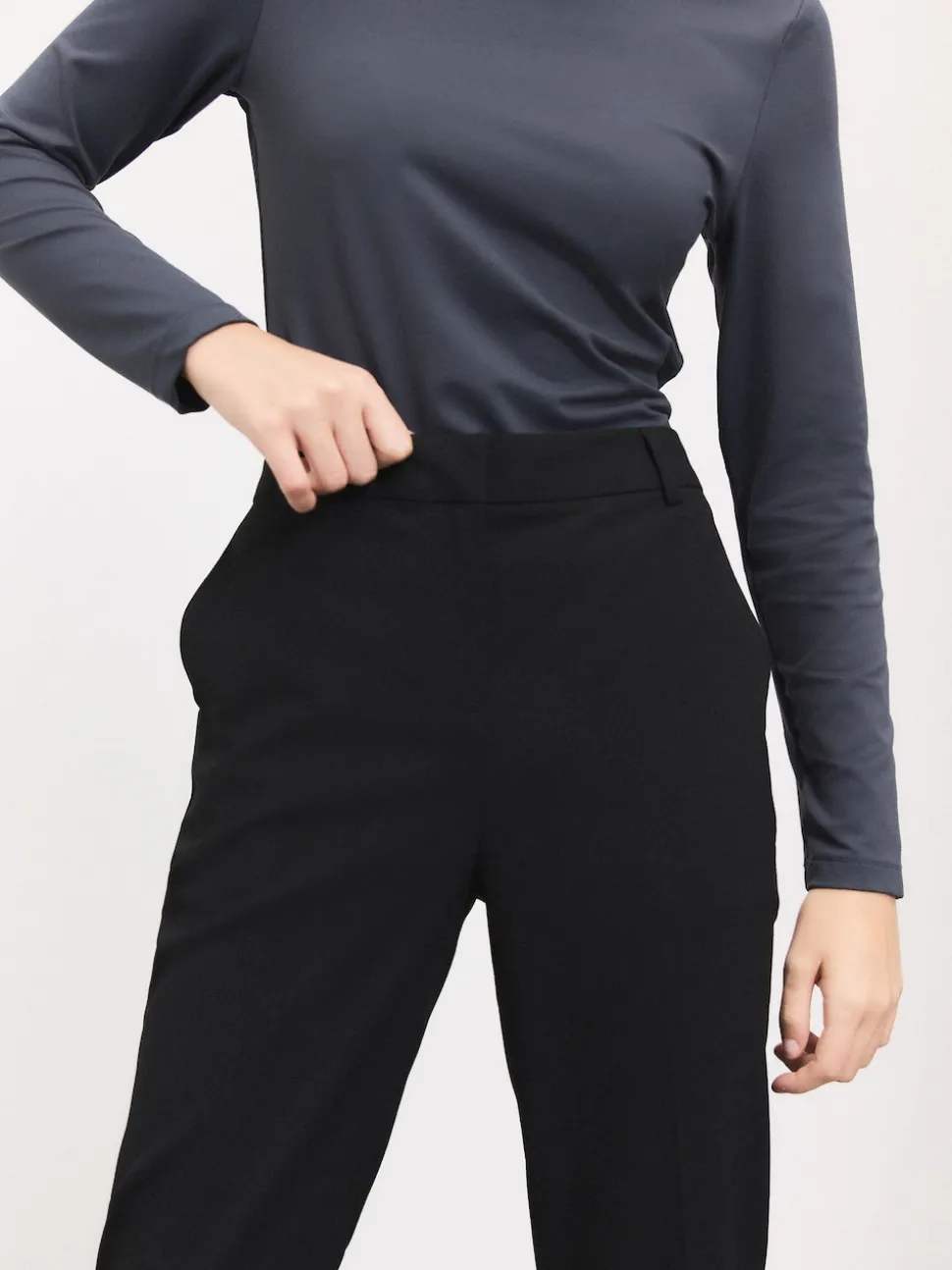 Zwart - Nauwsluitende, op maat gemaakte broek van wol