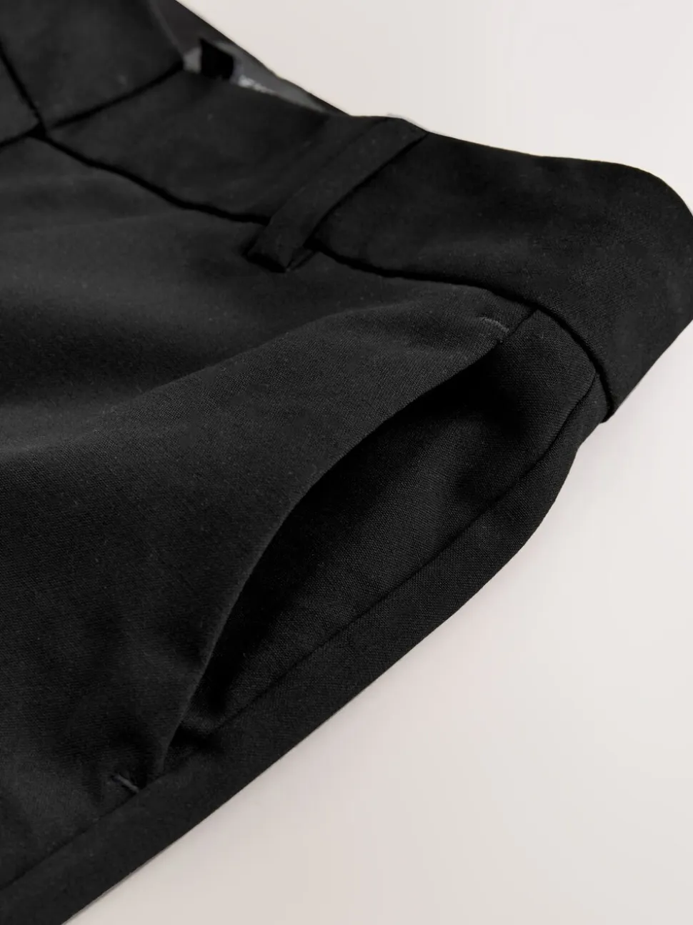 Zwart - Nauwsluitende, op maat gemaakte broek van wol