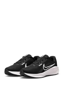 Zwart - Nike Downshifter 13 Road hardloopsneakers