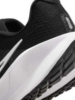 Zwart - Nike Downshifter 13 Road hardloopsneakers
