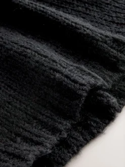 Zwart - Nothing Ordinary Knitted Hooded Snood With Wool