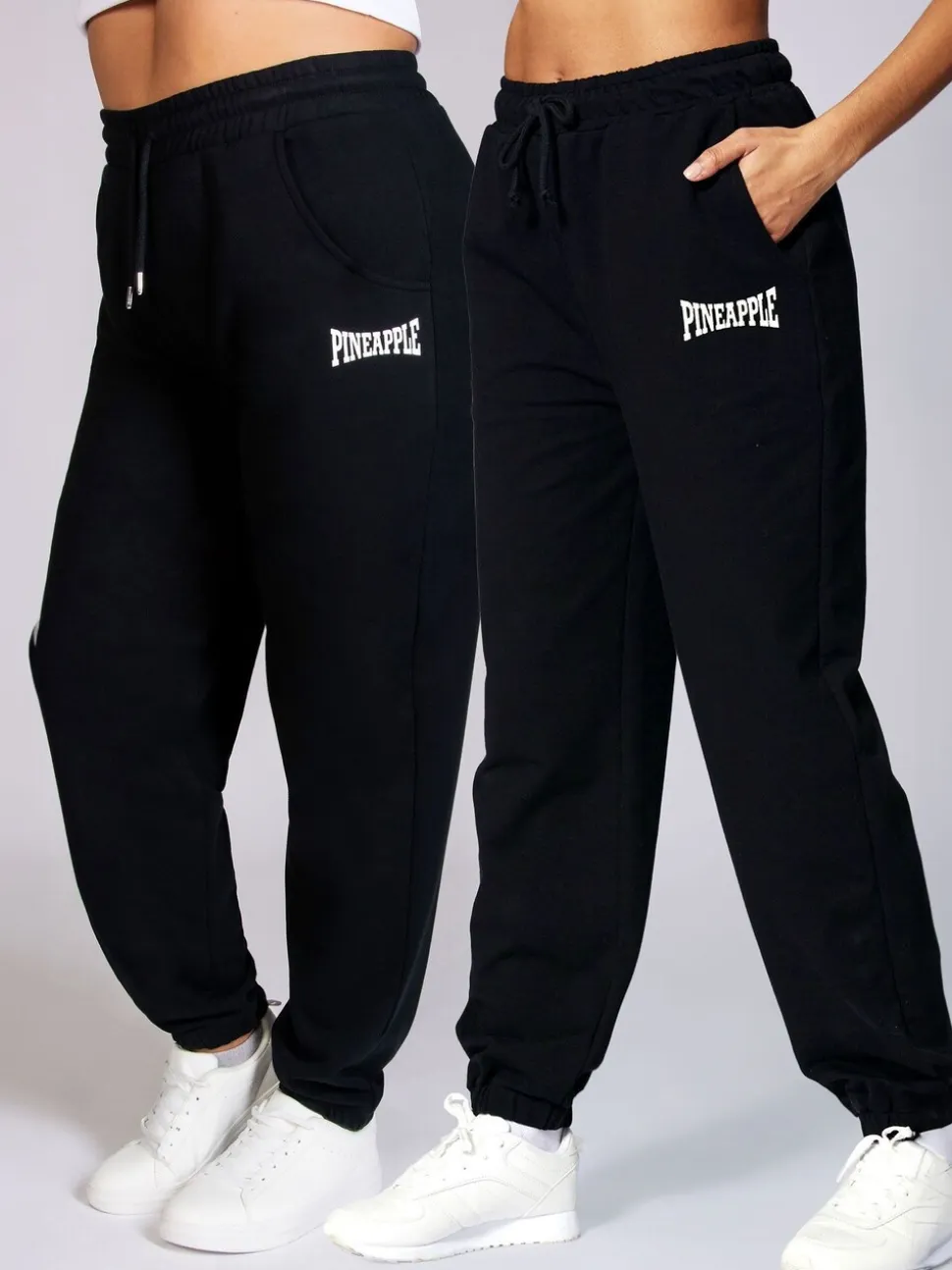 Zwart - Pineapple - Oversized joggingbroek met zakken en boorden