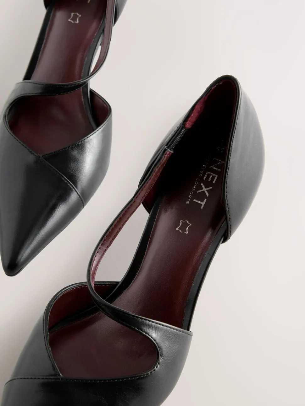 Zwart - Premium Leather Asymmetric Court Heels