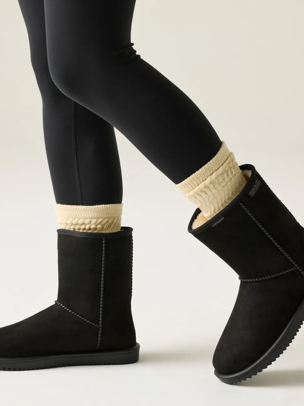 Zwart - Regatta Risley Behaaglijke halflange waterdichte Boots met voering van imitatiebont