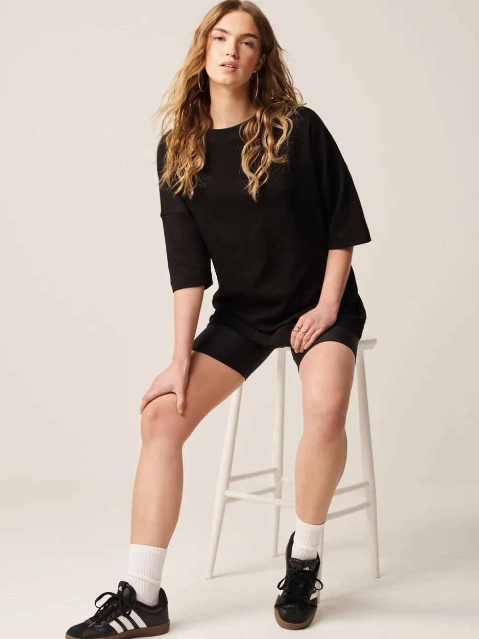 Zwart - Relaxt dik lang T-shirt