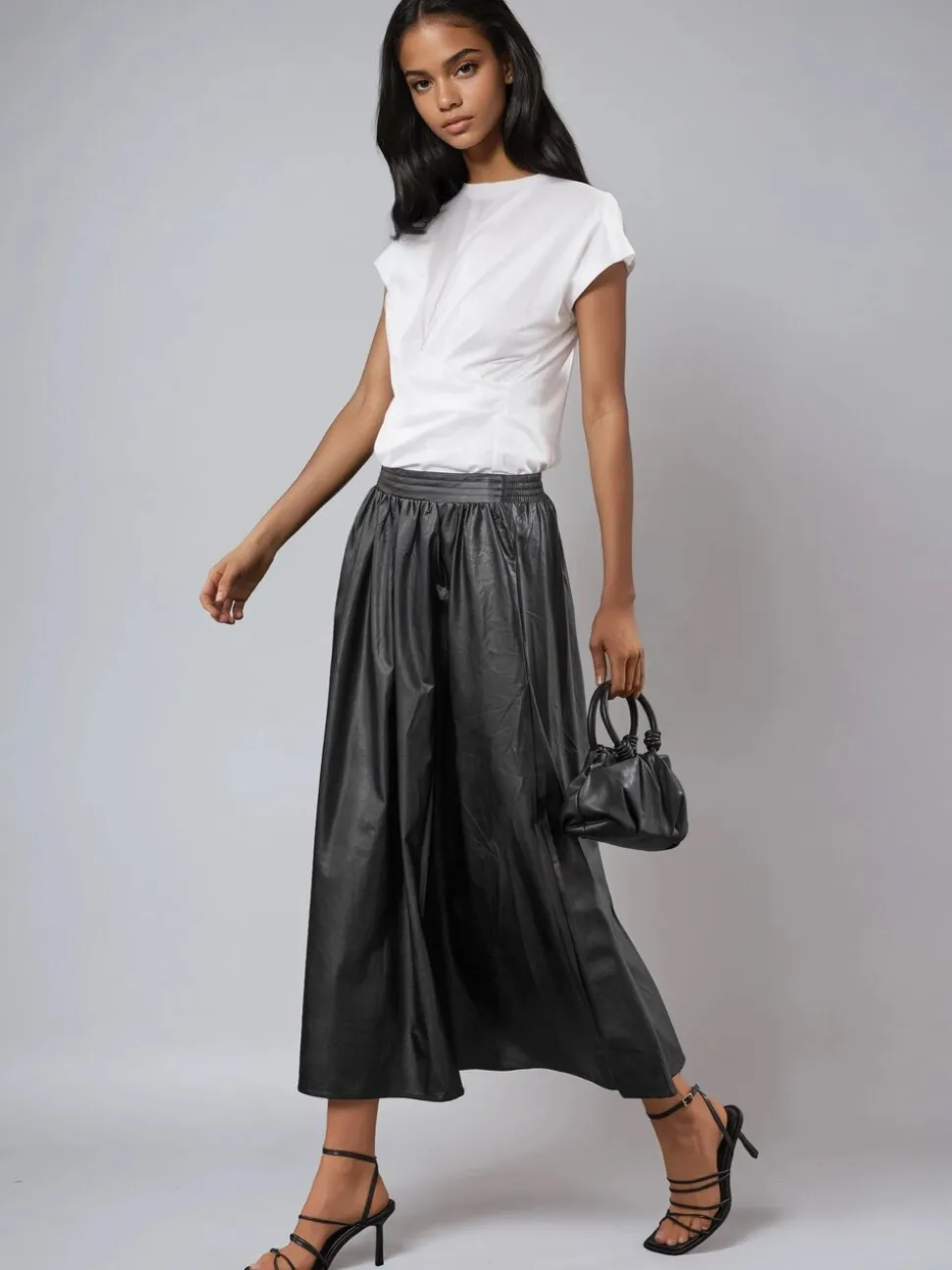 Zwart - Religion Sophie Full Maxi Skirt In Faux Leather With Pockets
