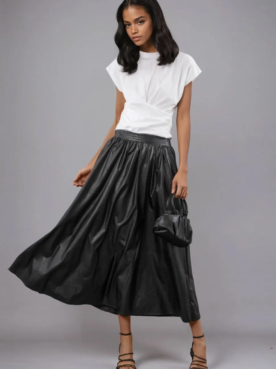 Zwart - Religion Sophie Full Maxi Skirt In Faux Leather With Pockets