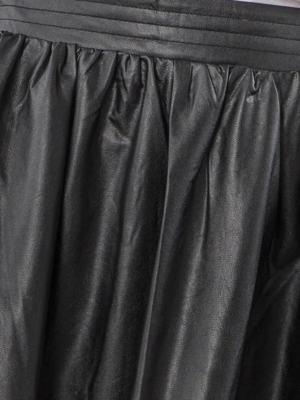 Zwart - Religion Sophie Full Maxi Skirt In Faux Leather With Pockets
