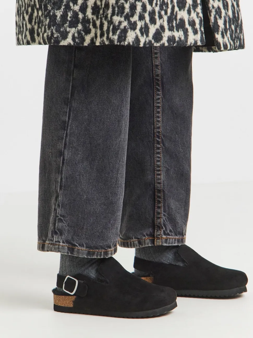 Zwart - Simply Be Fluffy Mules With Back Strap