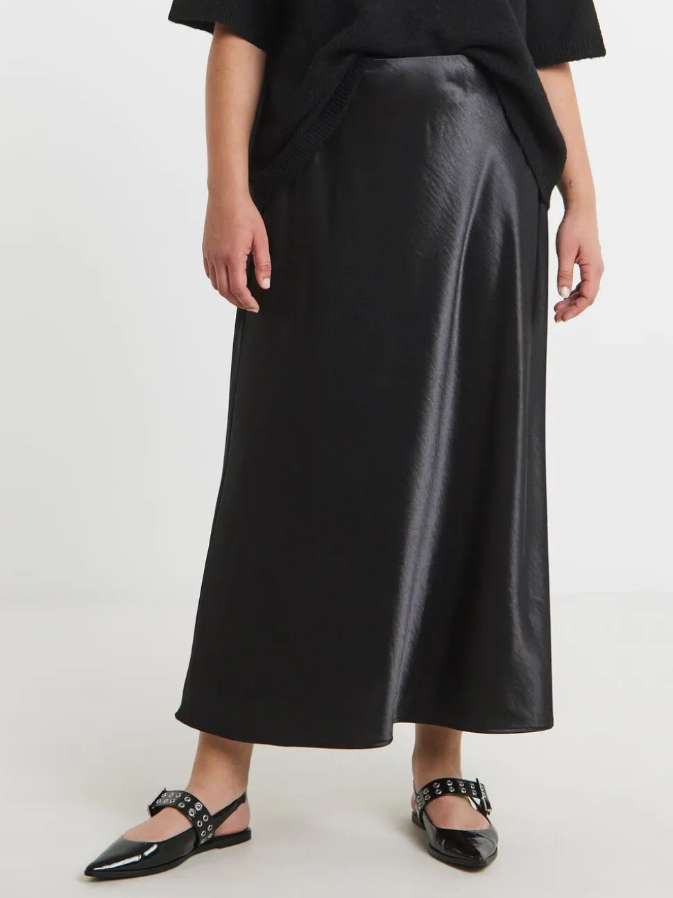 Zwart - Simply Be satijnen maxi-rok