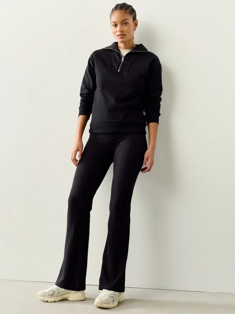 Zwart - Soft Touch Rib Ruched Flare Leggings