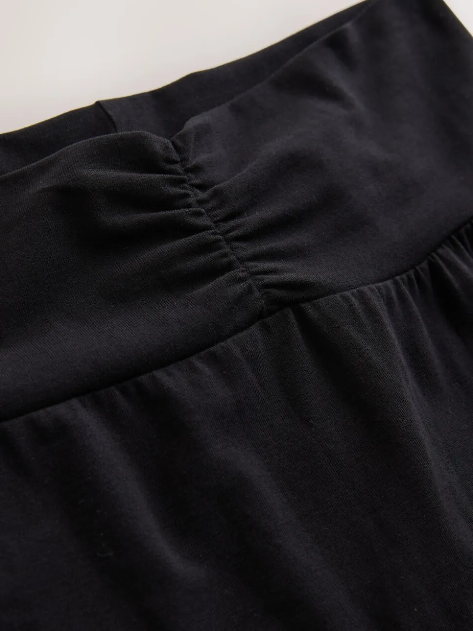 Zwart - Soft Touch Rib Ruched Flare Leggings