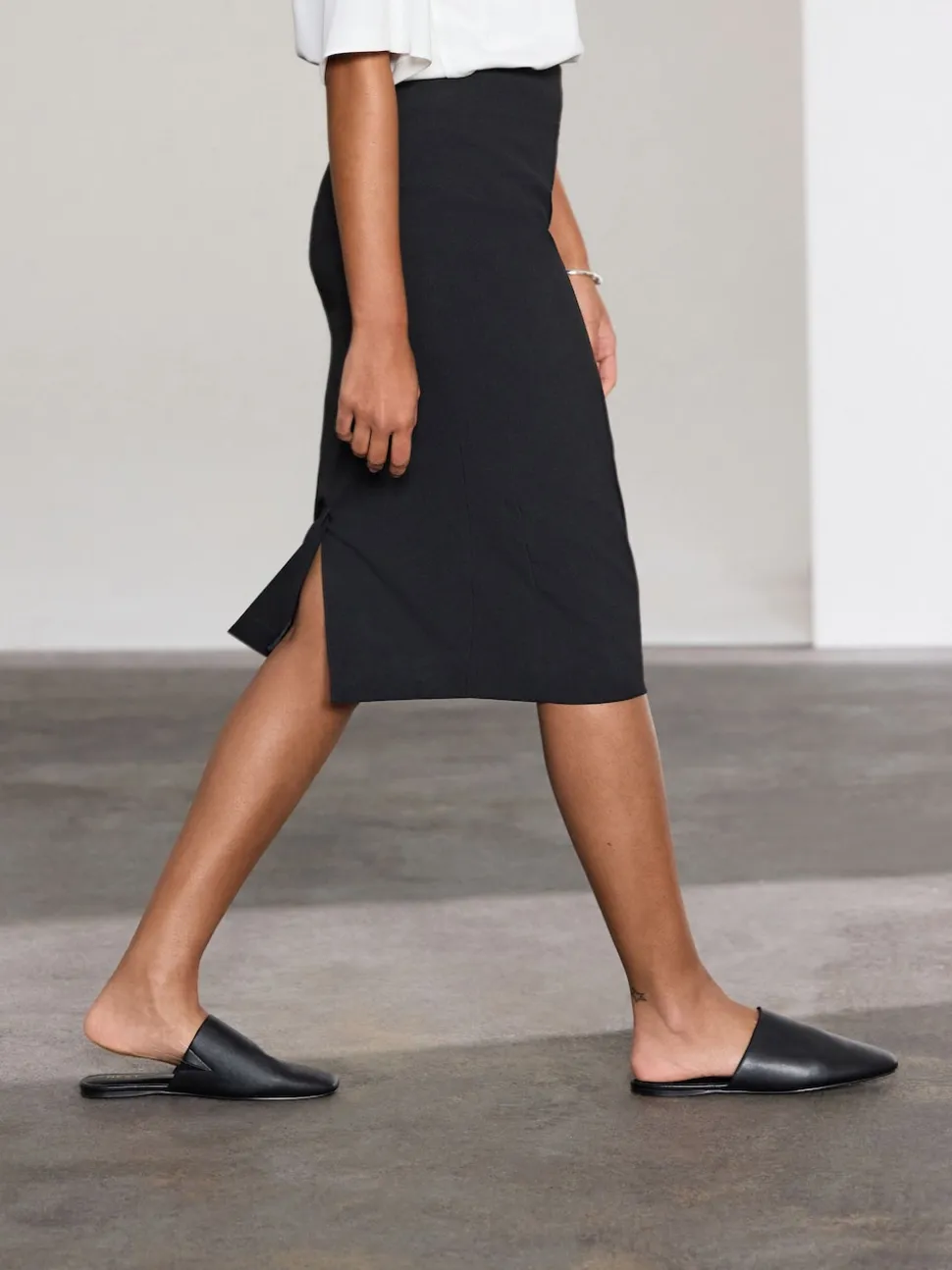 Zwart - Tailored Pencil Skirt With Wool