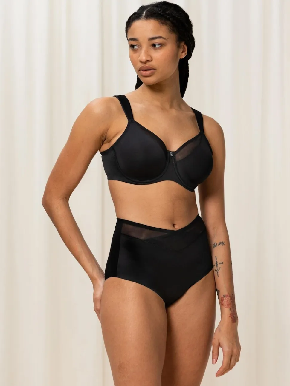 Zwart - Triumph True Shape Sensation minimiser-beha