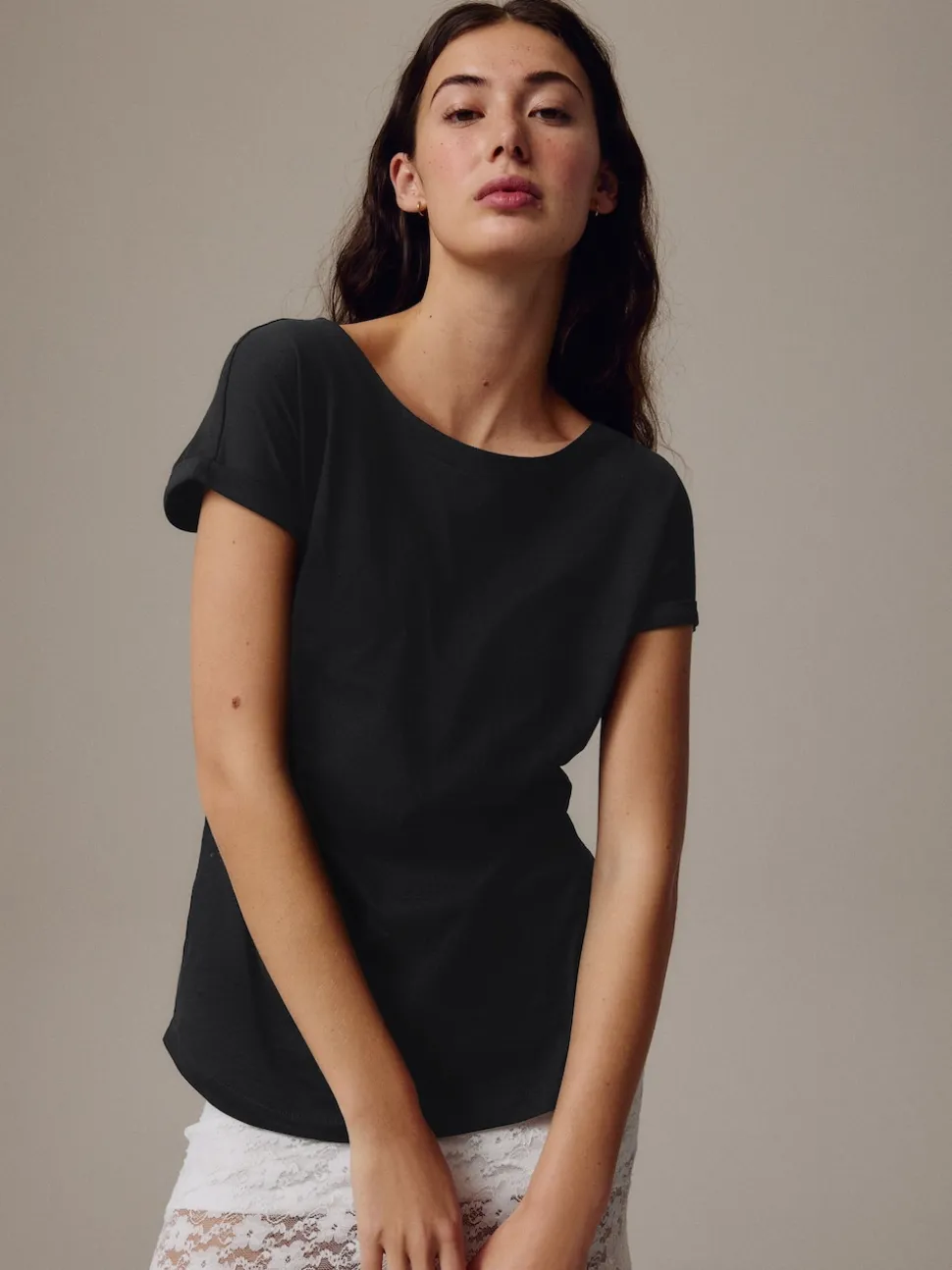 Zwart - T-shirt met kapmouwtjes