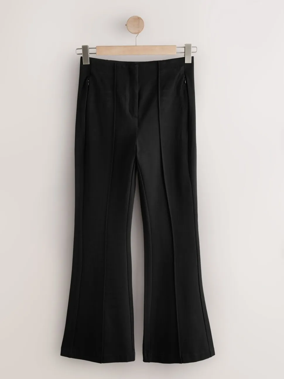 Zwart - Vormgevende bootcut-broeken
