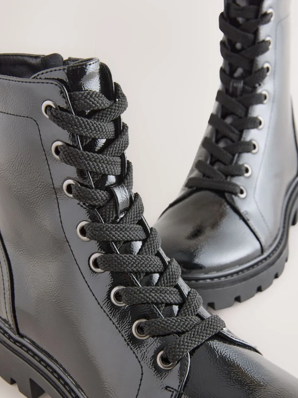 Zwart lak - Forever Comfort® veterlaarzen