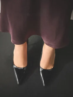Zwart lak - Forever Comfort® Point Toe Court Heels