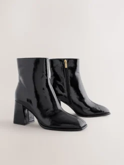 Zwart lak - Forever Comfort® Square Toe Block Heel Ankle Boots