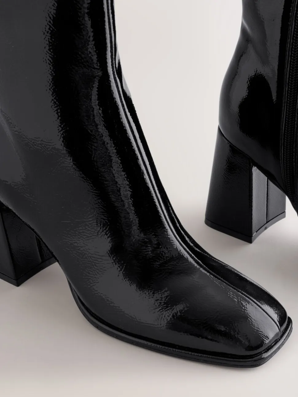 Zwart lak - Forever Comfort® Square Toe Block Heel Ankle Boots