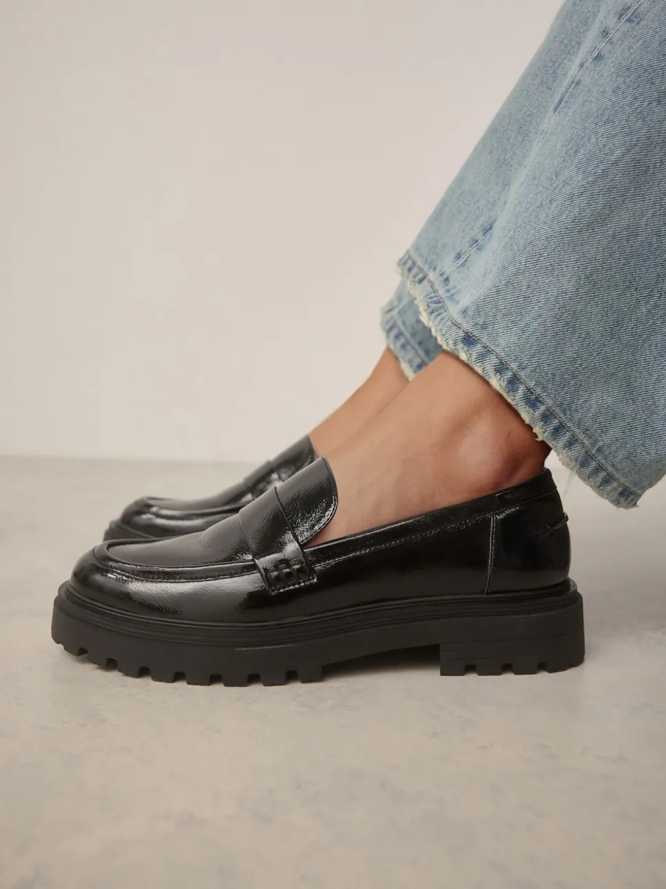 Zwart lak - Loafers met dikke zool